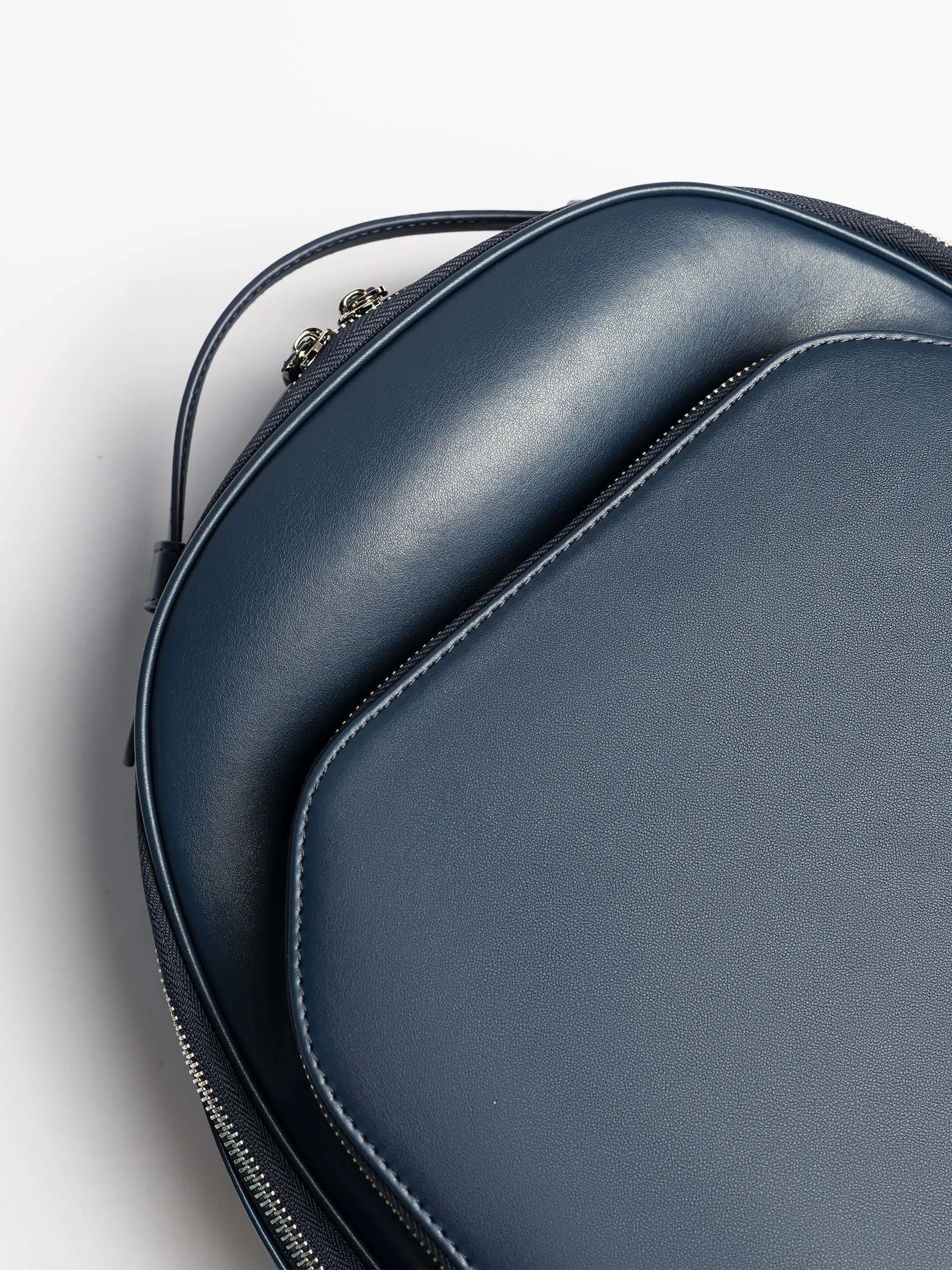 Avant Slim Backpack