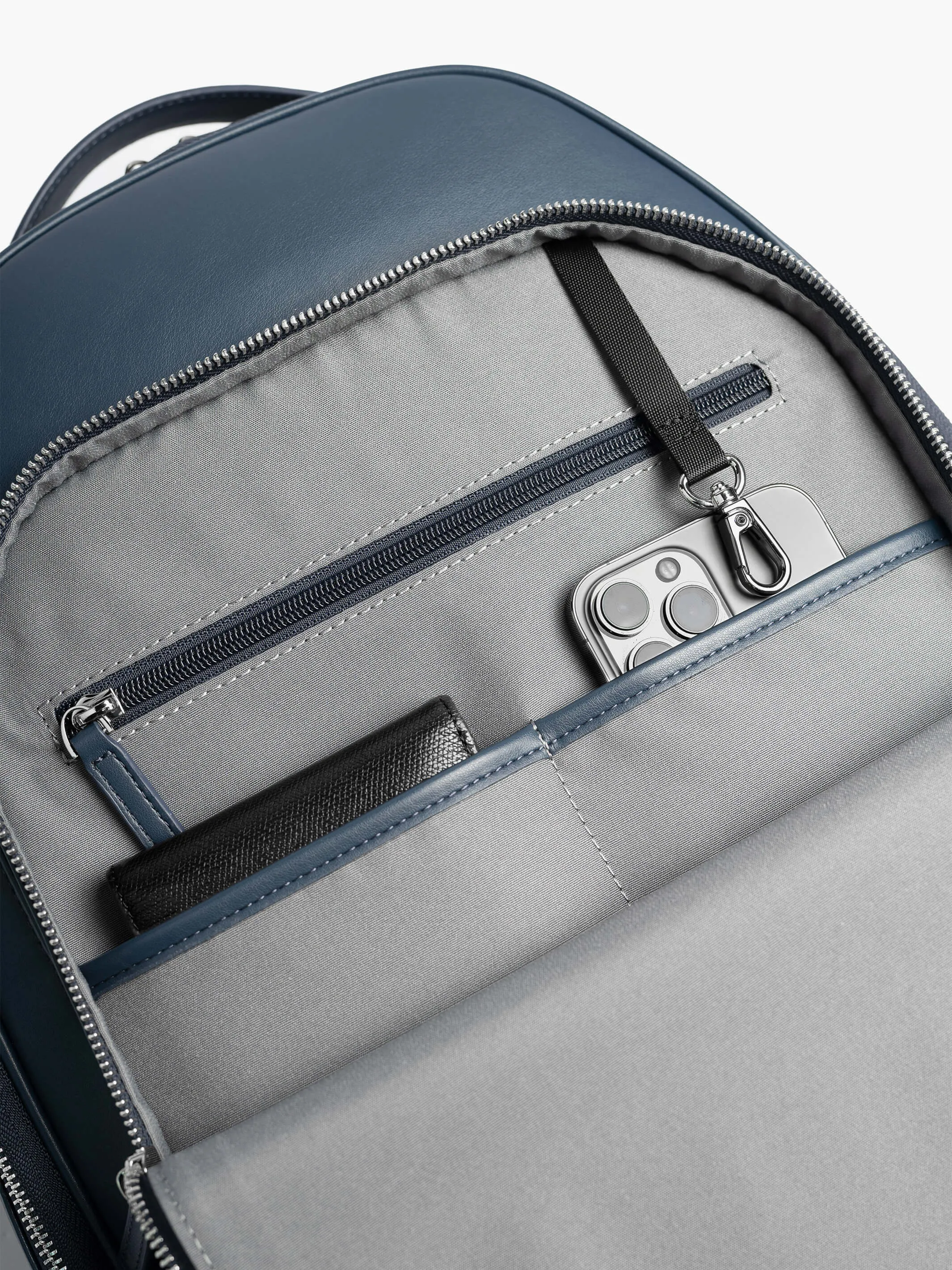 Avant Slim Backpack