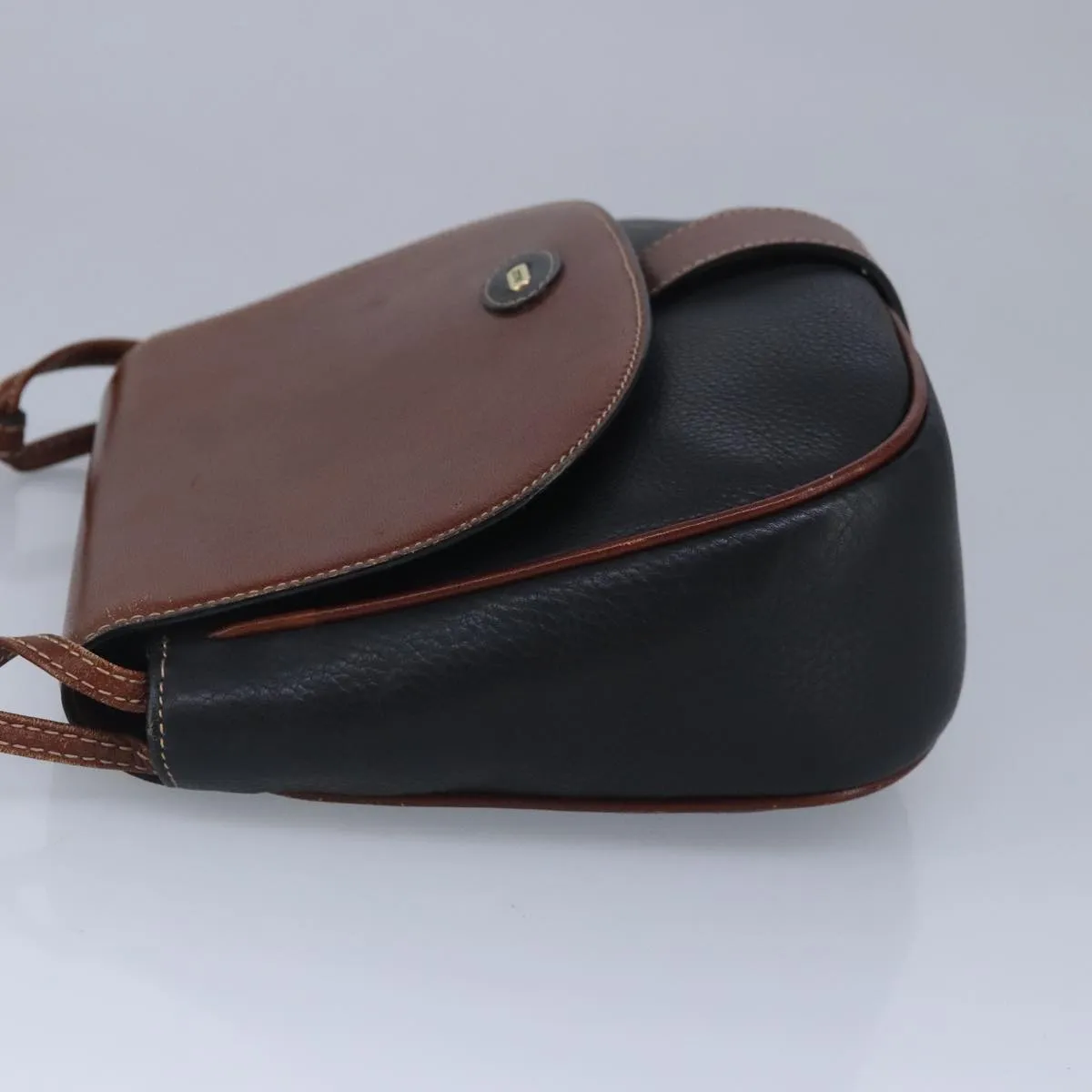 Bally  Leather Shoulder Bag (Pre-Owned)