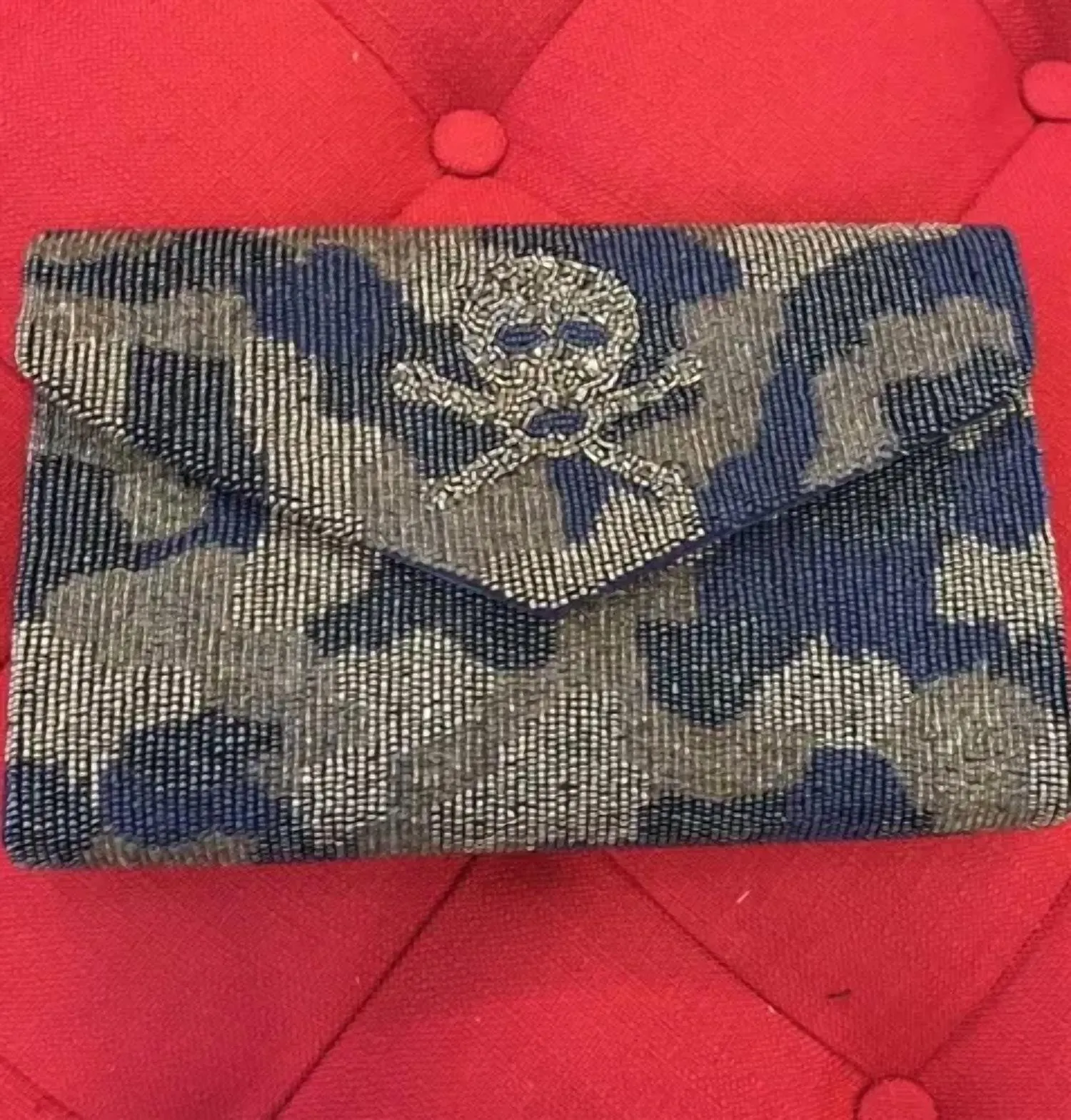 Beaded Handbag Skull & Bones In Gray And Blue Print