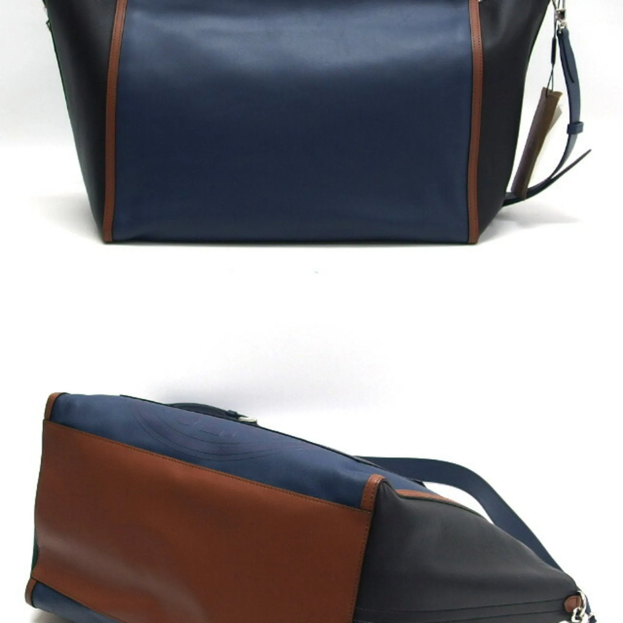 Burberry   Navy Leather Handbag Shoulder Bag (Pre-Owned)