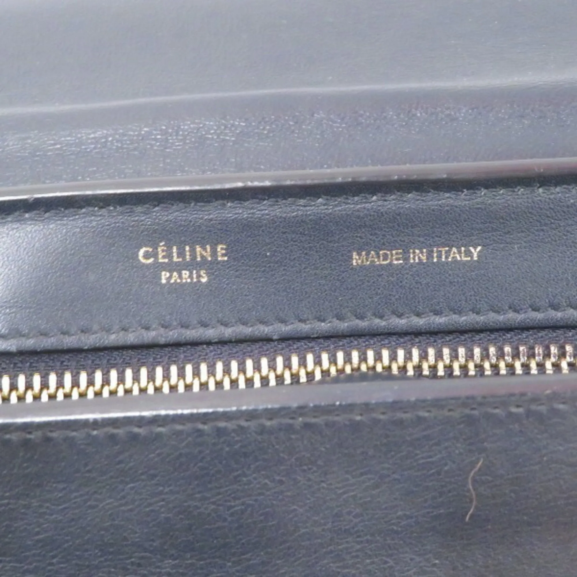 Celine  Navy Leather Handbag Shoulder Bag (Pre-Owned)