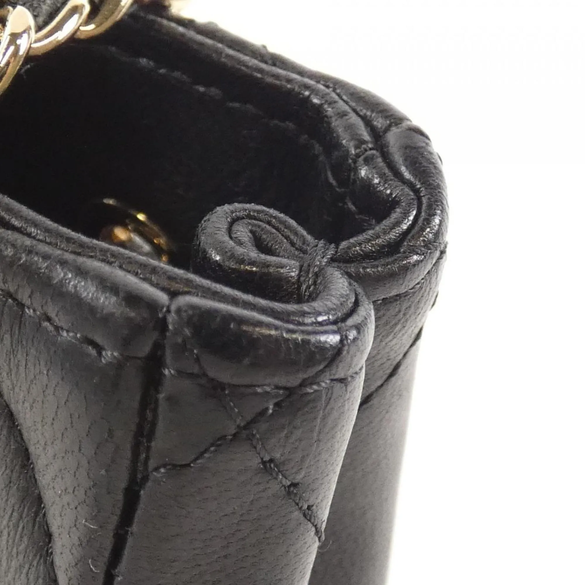 Chanel Leather Shoulder Bag (Pre-Owned)