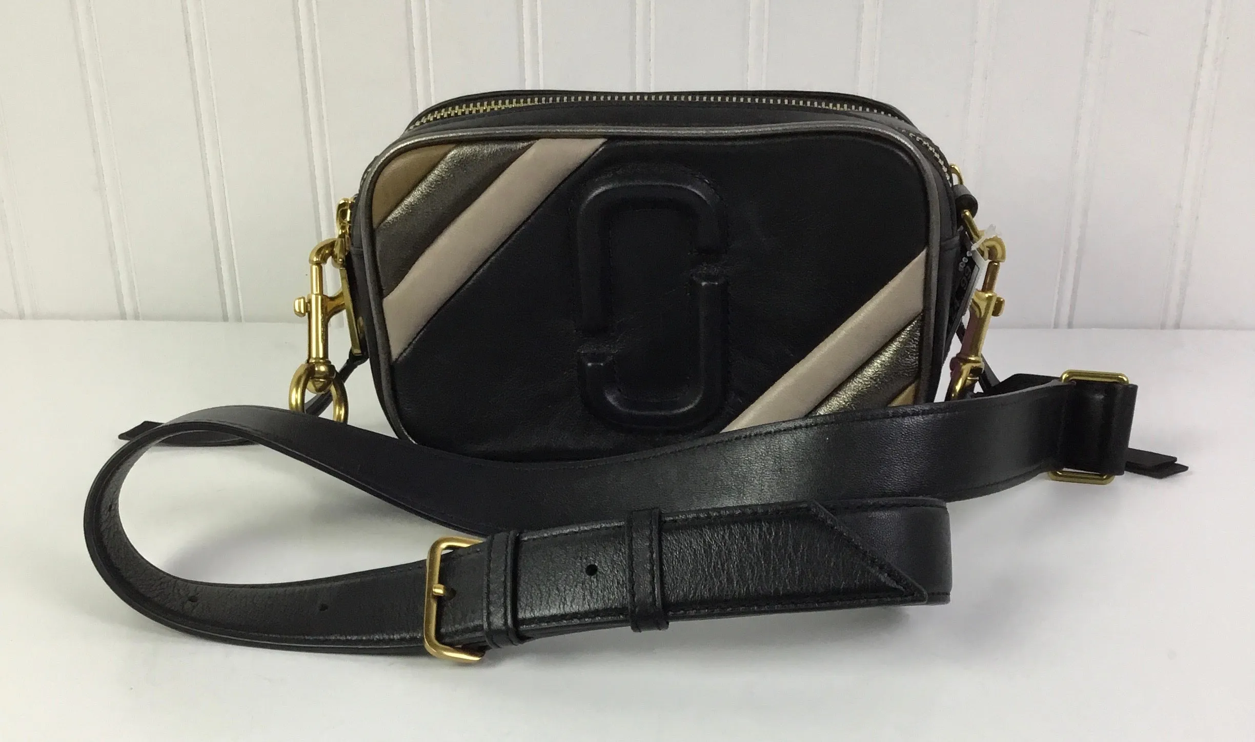 Crossbody Designer By Marc Jacobs In Black, Size:Small
