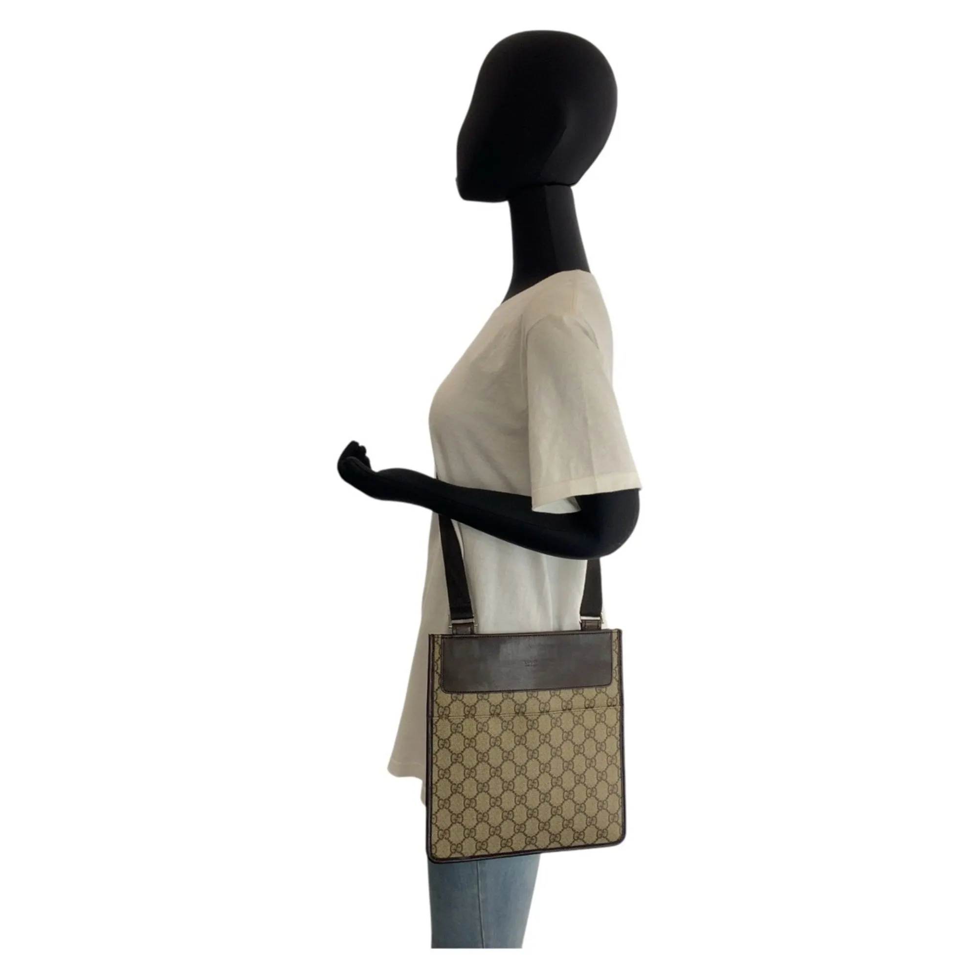 Gucci  Gg Supreme Leather Pochette Shoulder Bag (Pre-Owned)