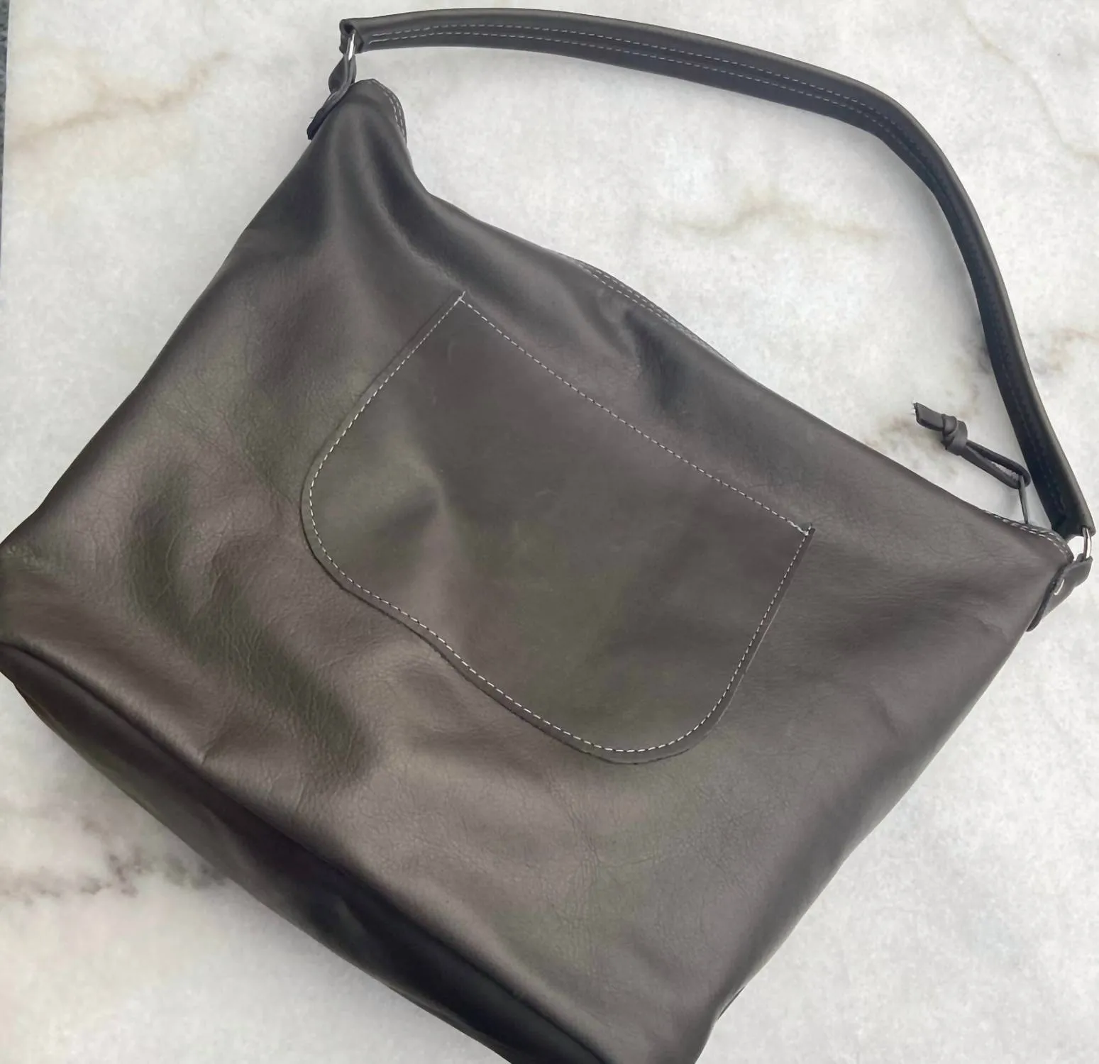 Haley Leather Shoulder Bag In Charcoal