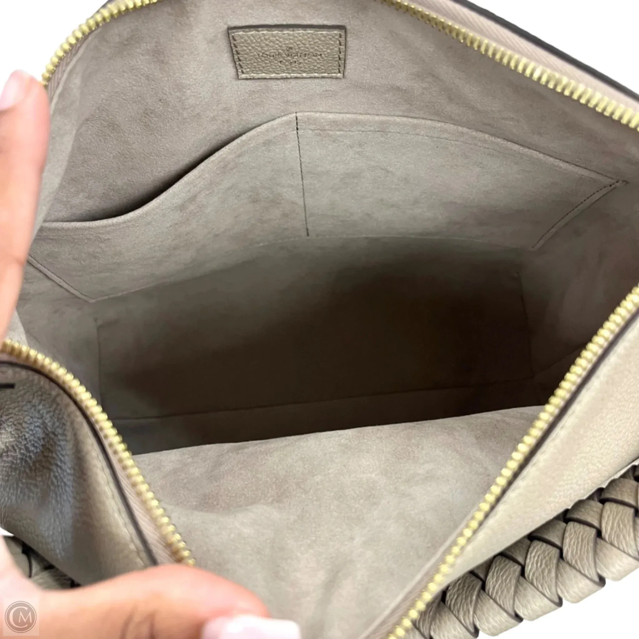 Handbag Luxury Designer By Louis Vuitton, Size: Large