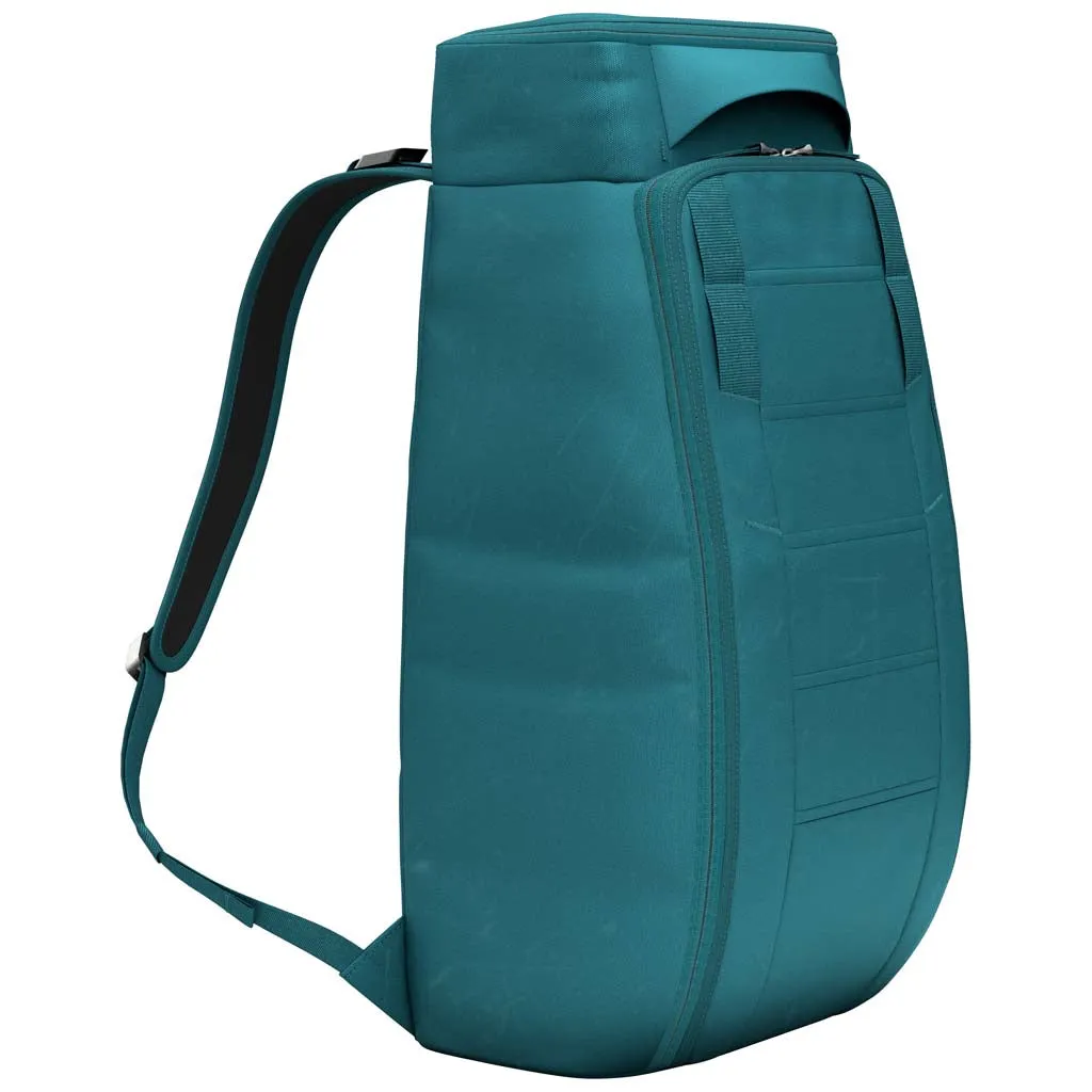 Hugger Backpack 30 Backpacks Midnight Teal