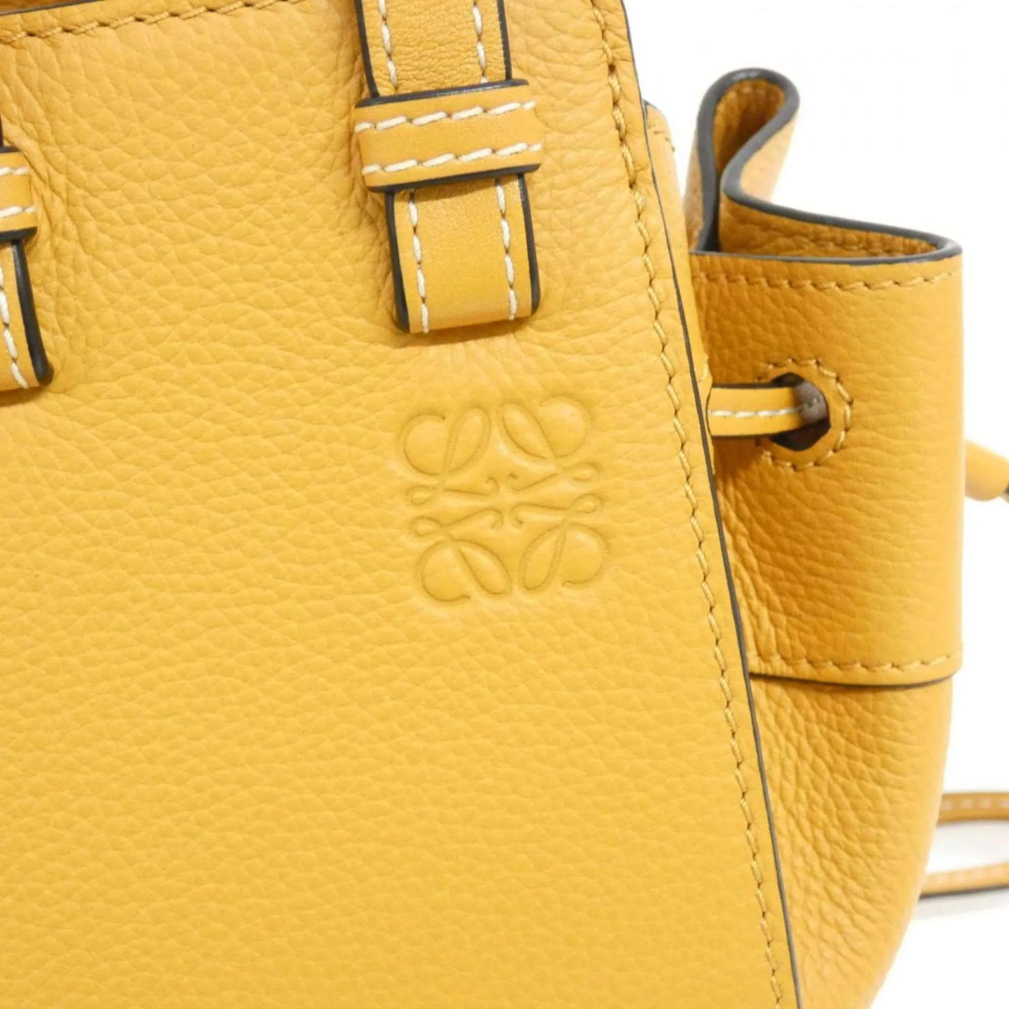 Loewe Hammock Leather Shoulder Bag (Pre-Owned)