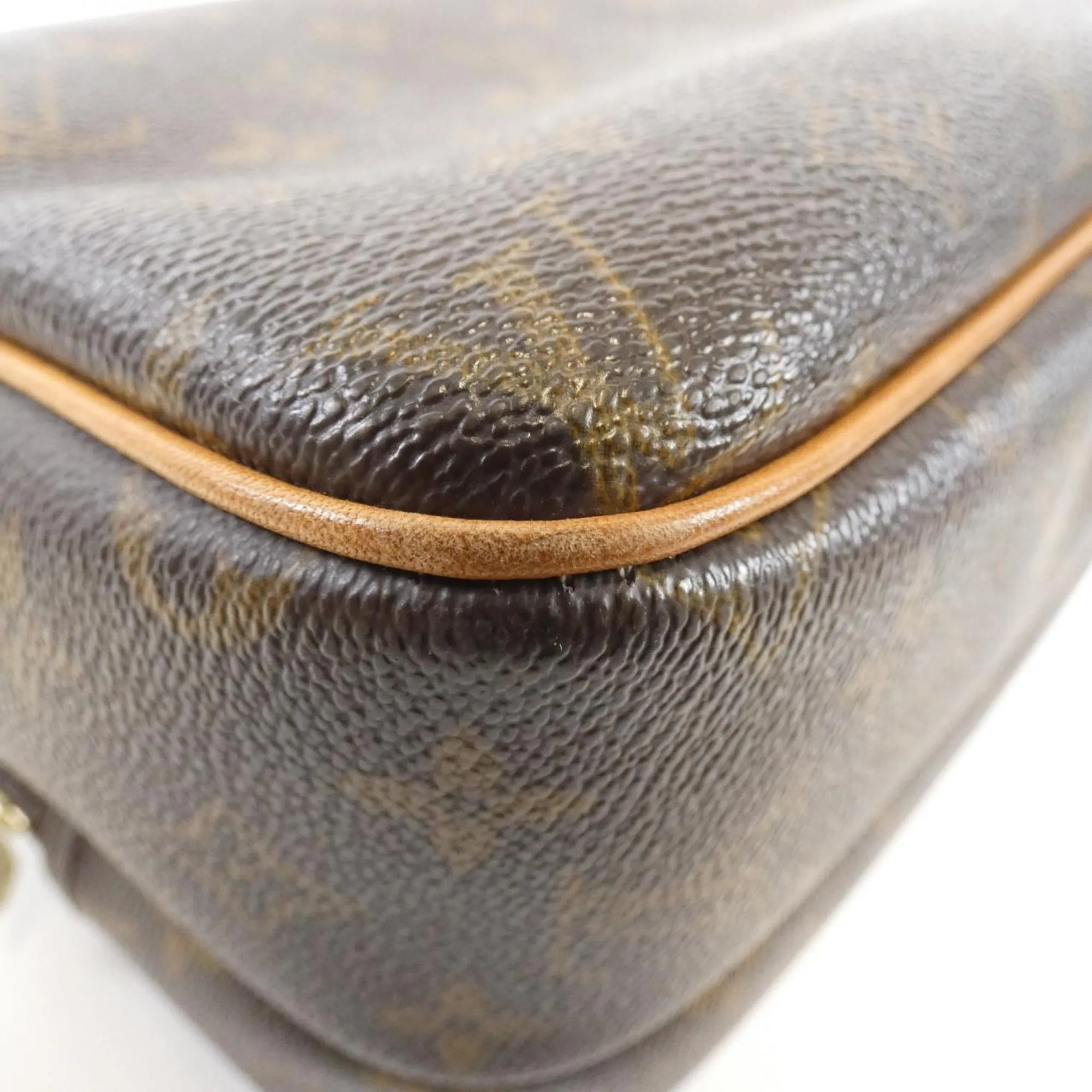 Louis Vuitton Marron Monogram Monogram Shoulder Bag (Pre-Owned)