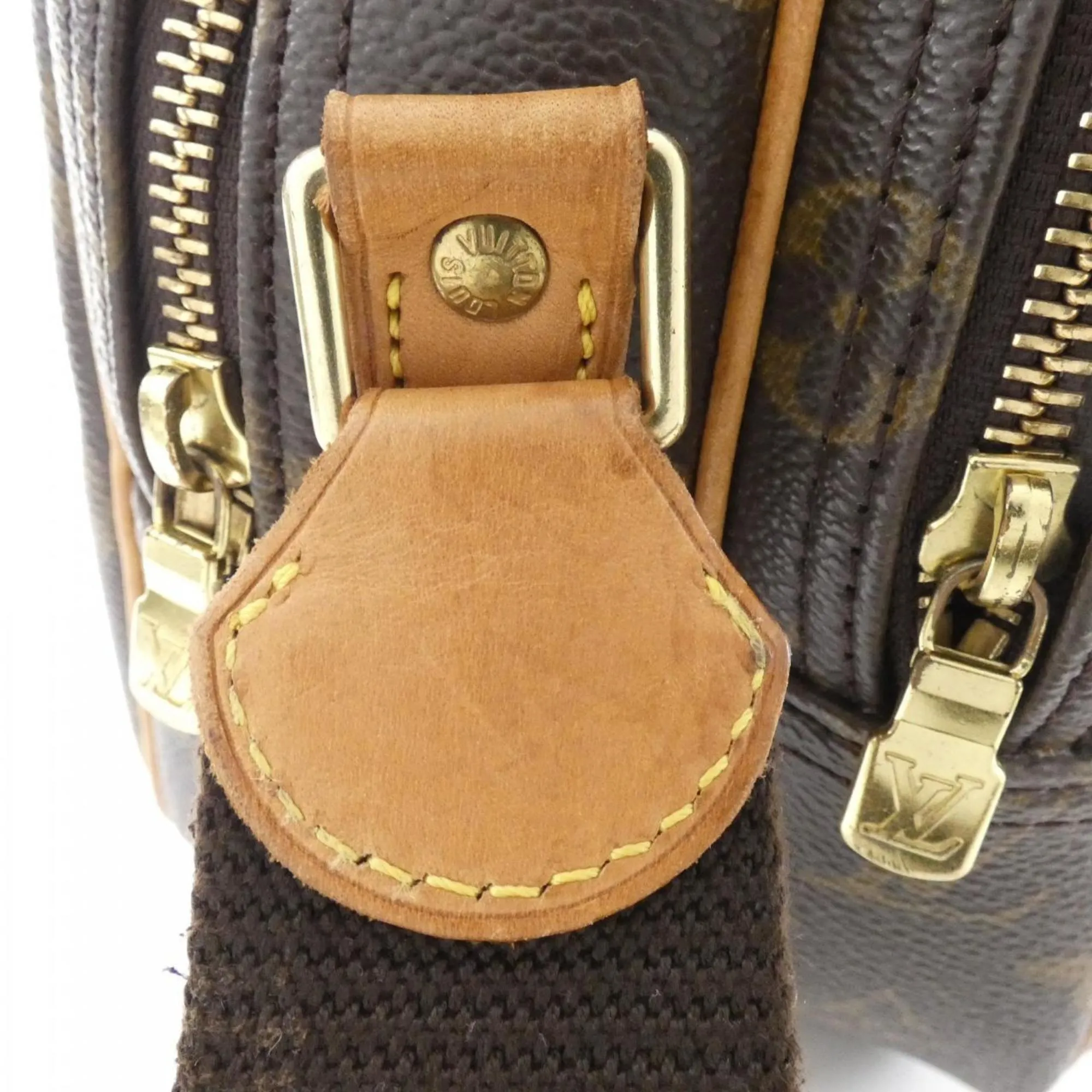 Louis Vuitton Marron Monogram Monogram Shoulder Bag (Pre-Owned)
