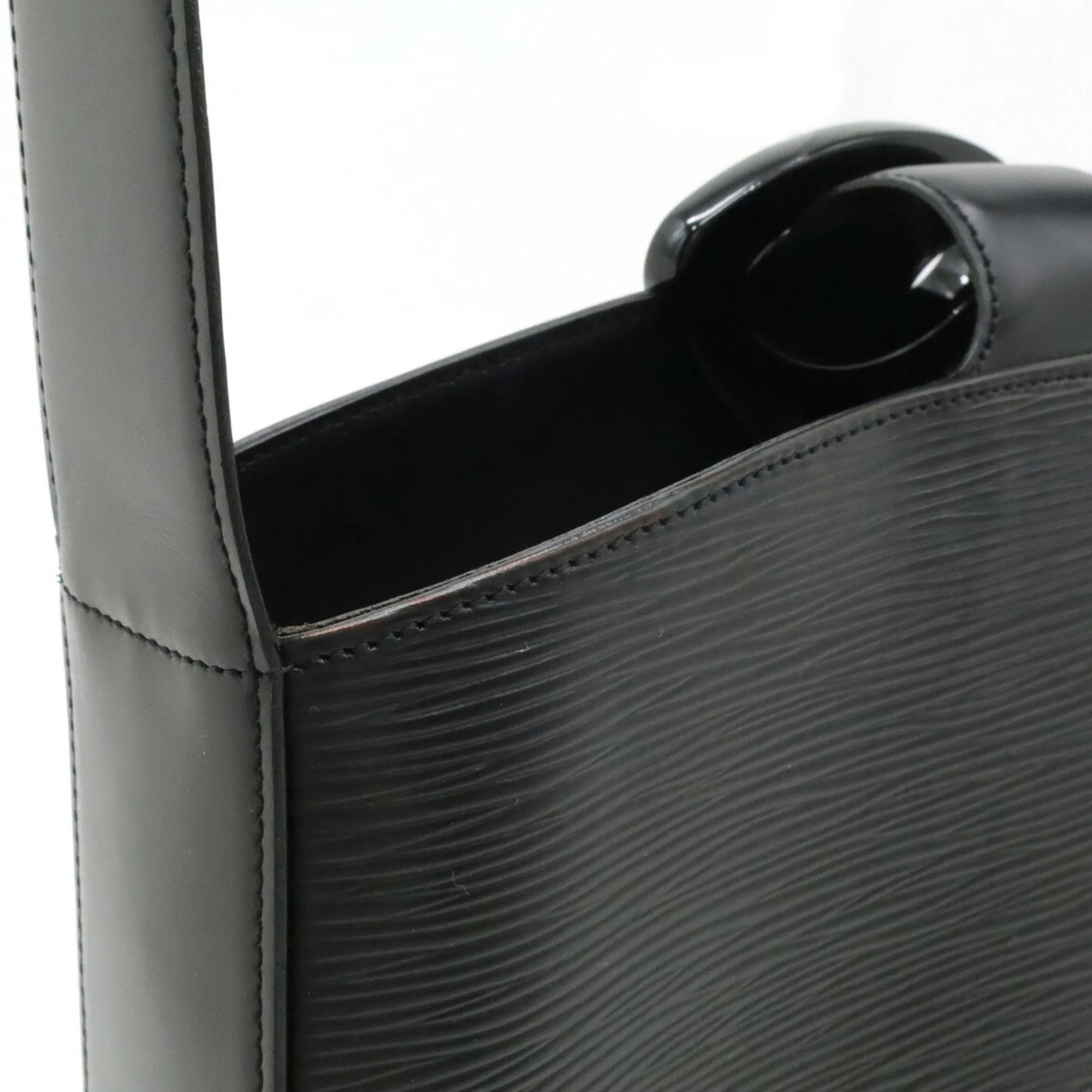 Louis Vuitton Noir Epi Leather Shoulder Bag (Pre-Owned)