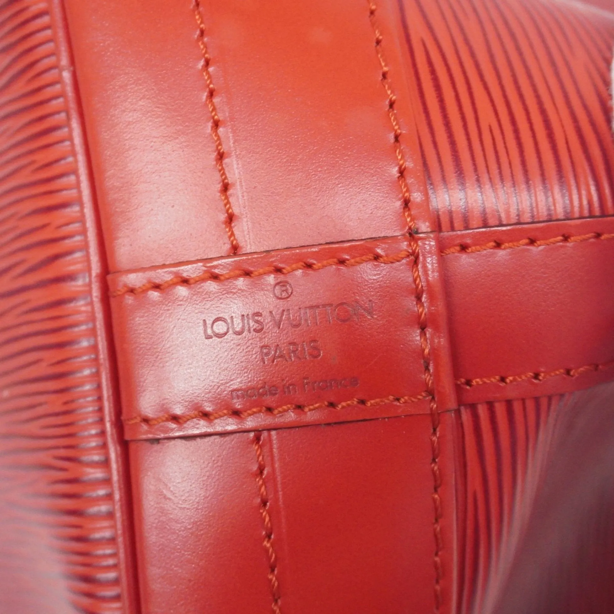 Louis Vuitton Shoulder Bag (Pre-Owned)