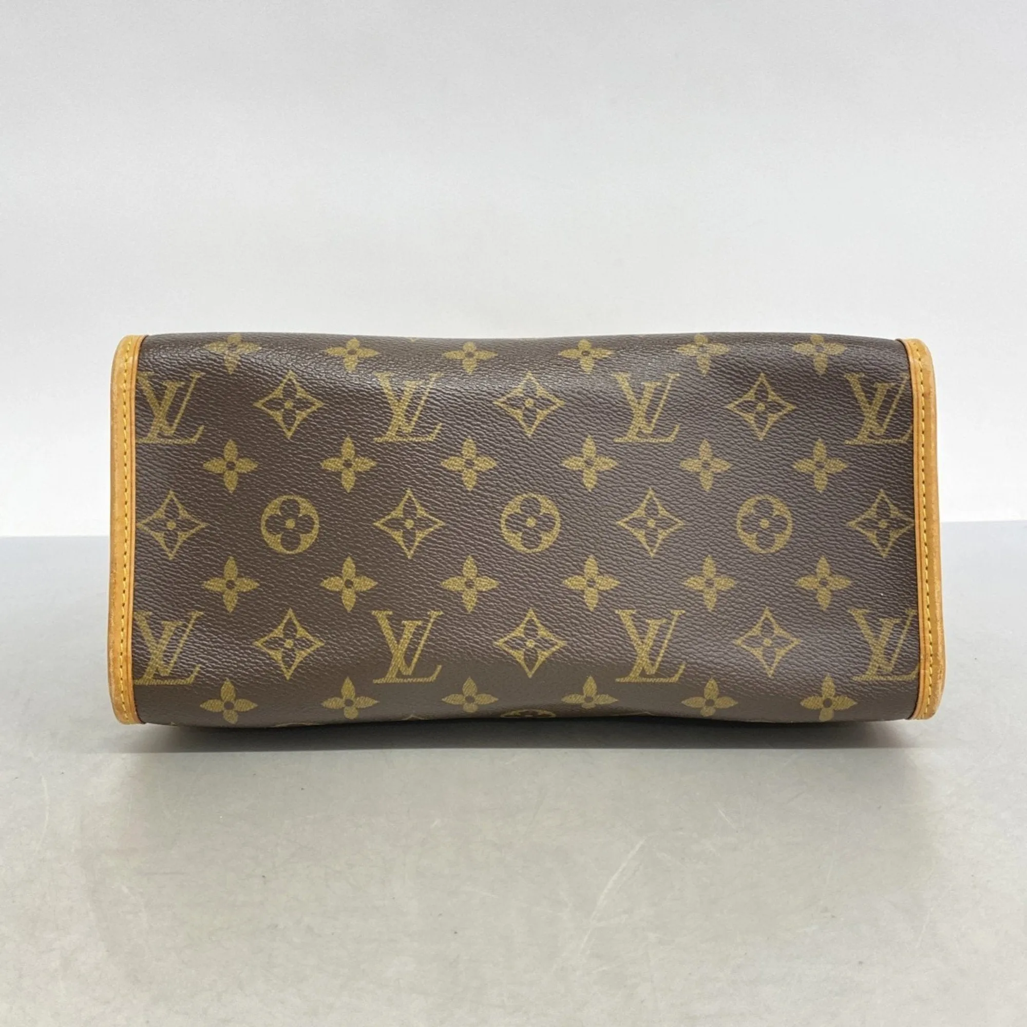 Louis Vuitton Shoulder Bag (Pre-Owned)