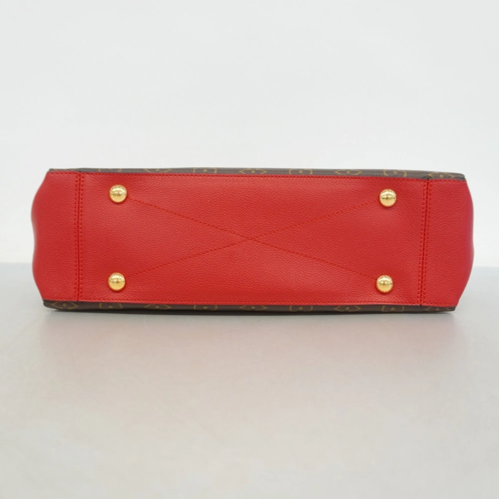 Louis Vuitton Shoulder Bag (Pre-Owned)