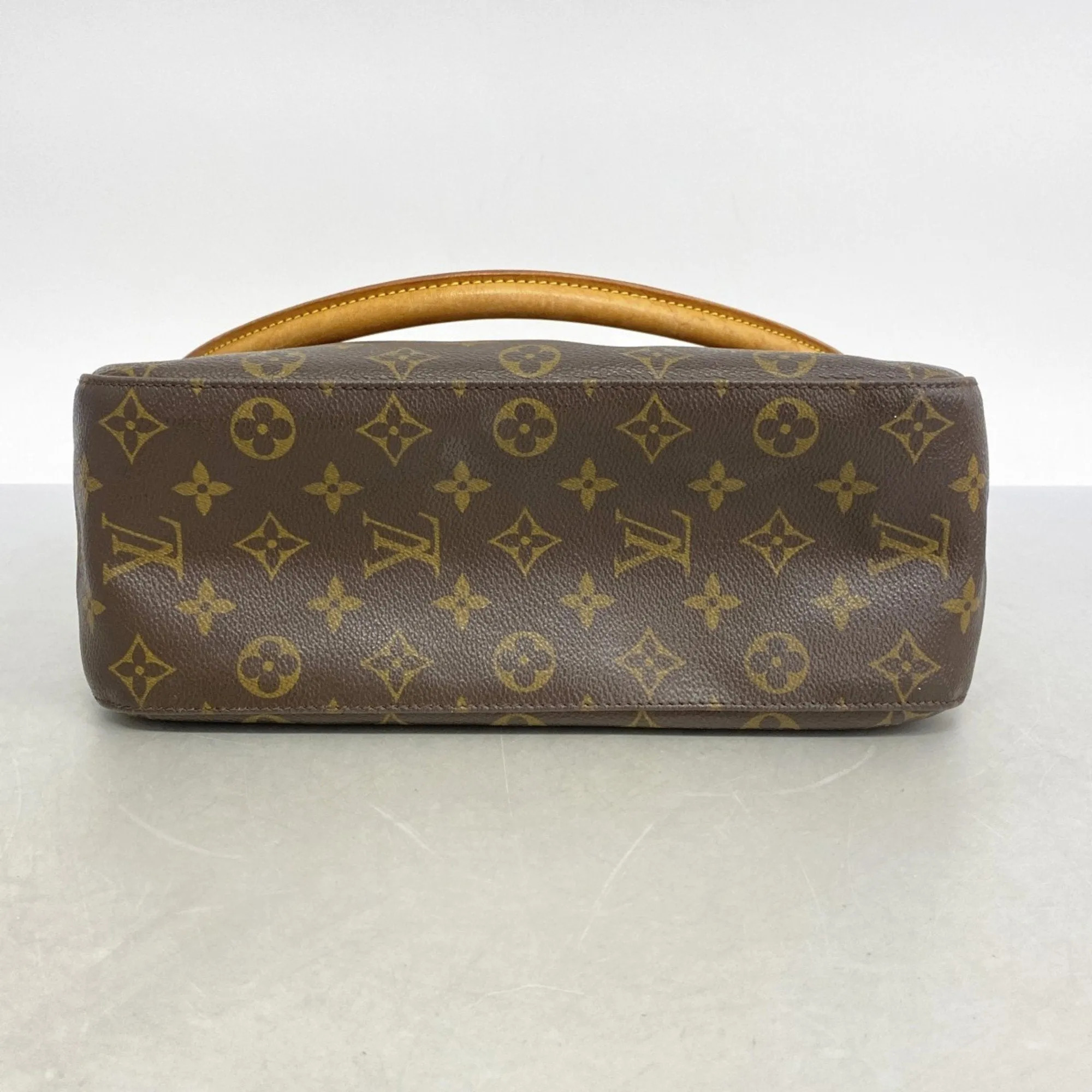 Louis Vuitton Shoulder Bag (Pre-Owned)