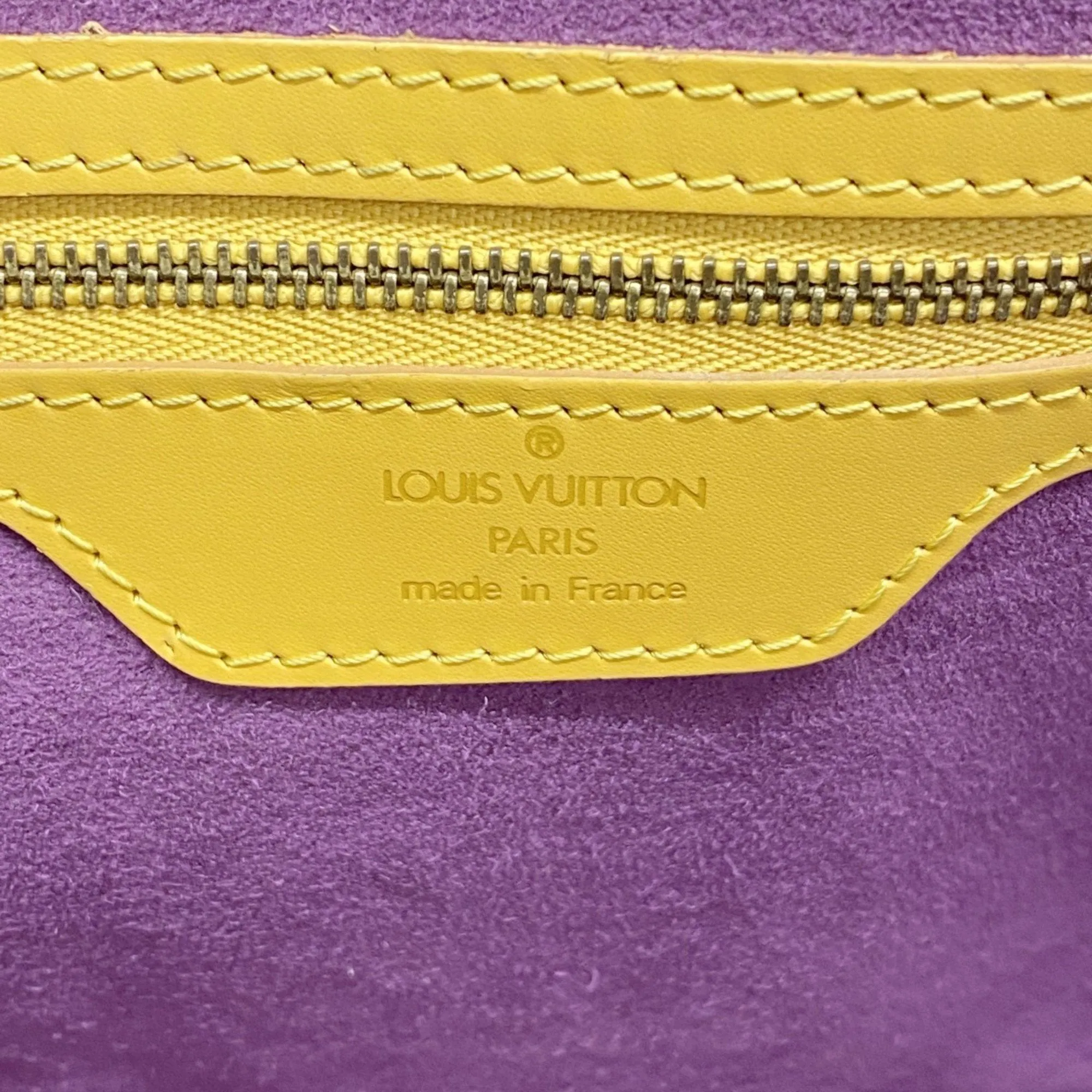 Louis Vuitton Shoulder Bag (Pre-Owned)