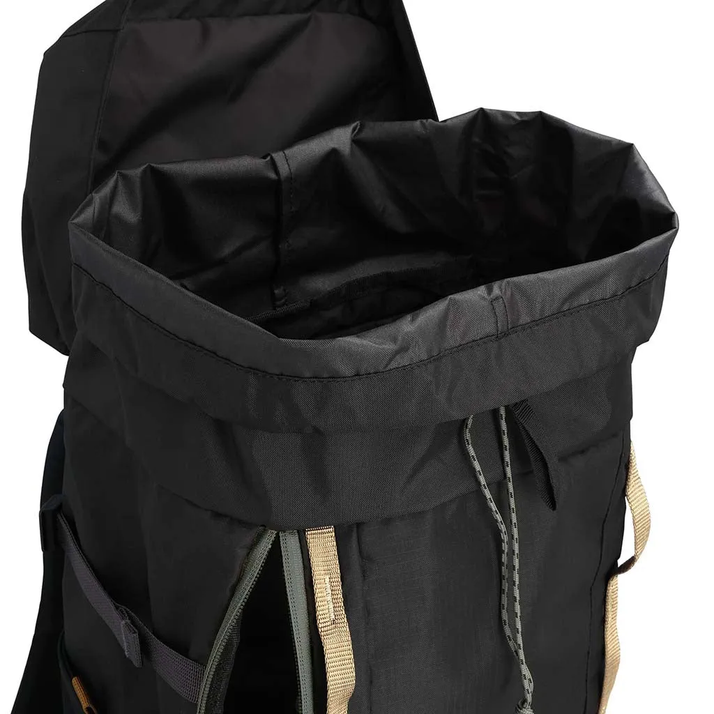 Rover Trail Pack 22L Backpacks Desert Palm/Sahara