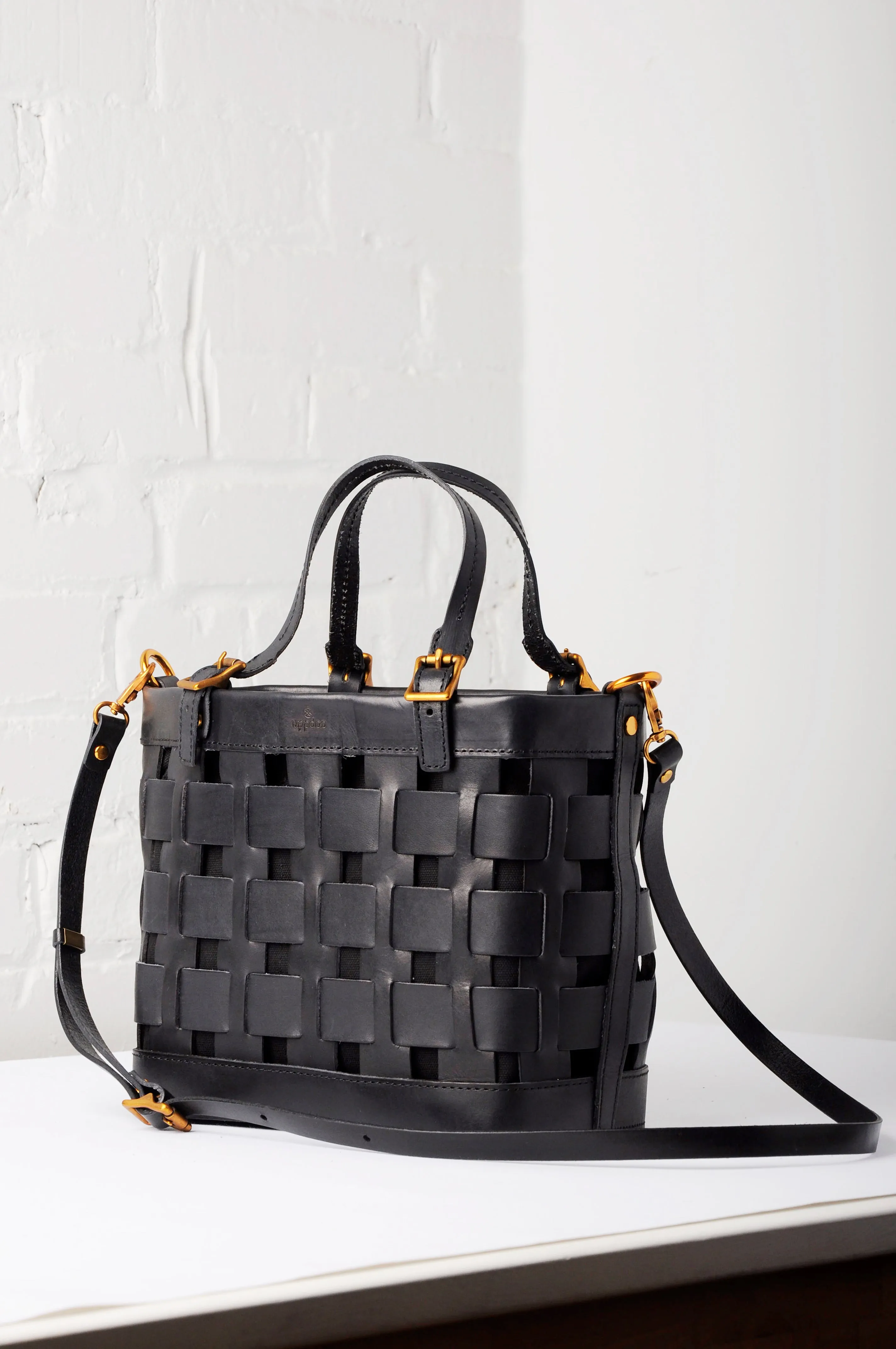 Venture Basket Tote - Black